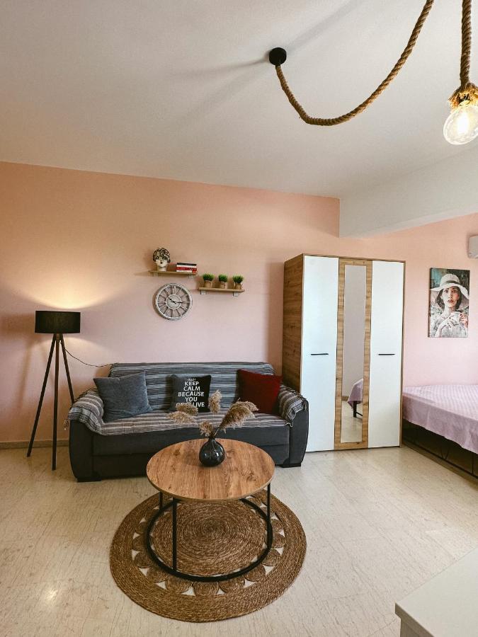 Seasiderooms Ierápetra Exteriör bild